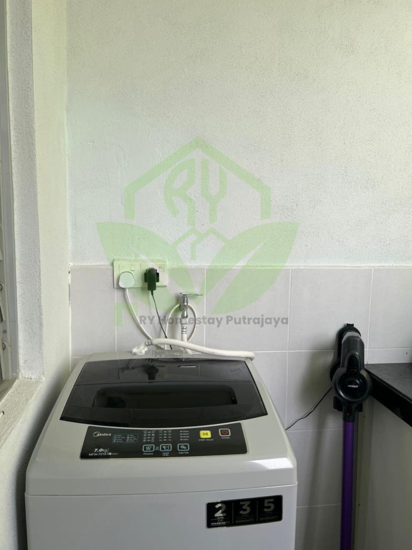 Pangsapuri 3r@7pax++ Spacious Space Putrajaya. Putrajaya