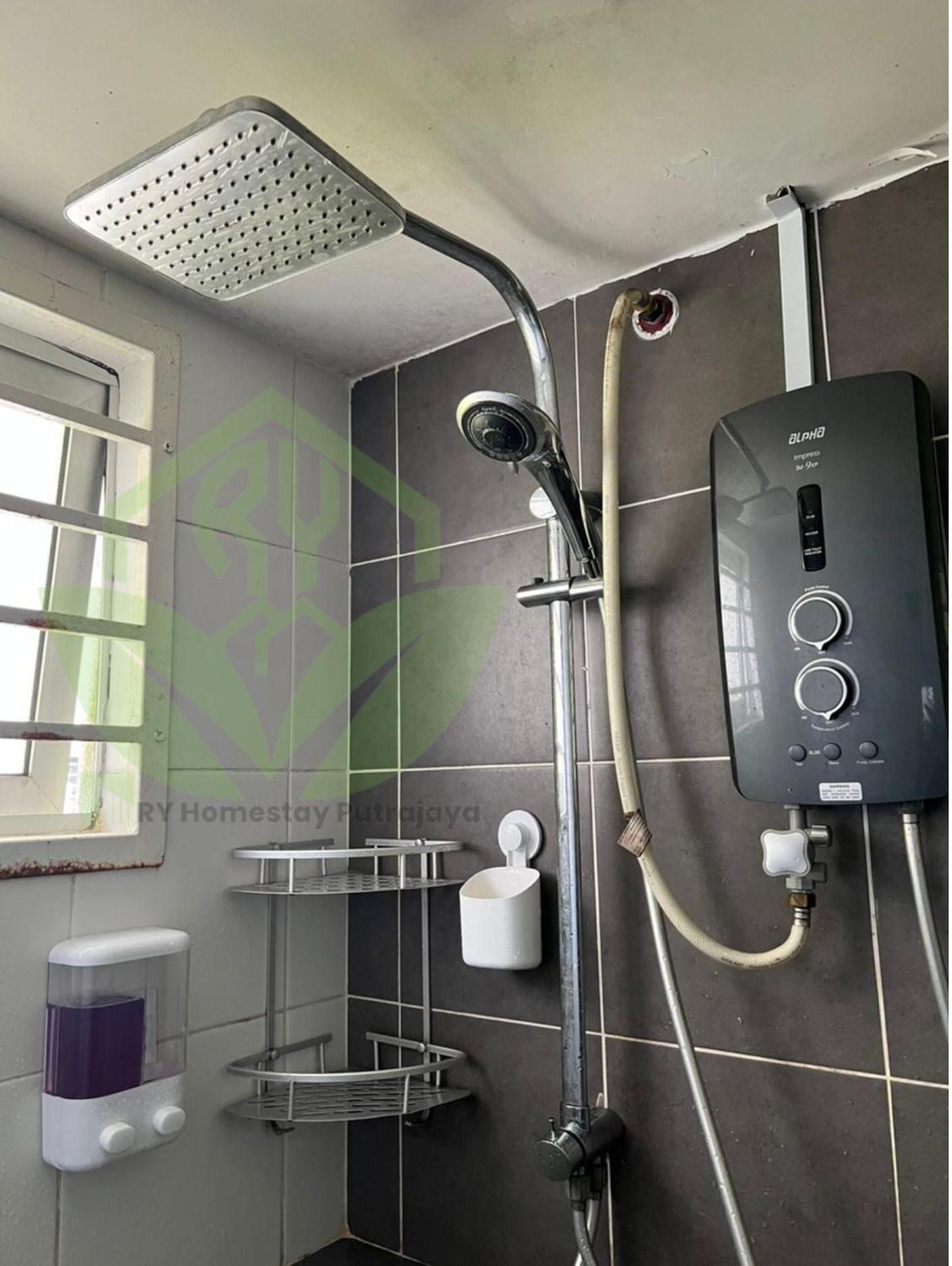 Pangsapuri 3r@7pax++ Spacious Space Putrajaya.