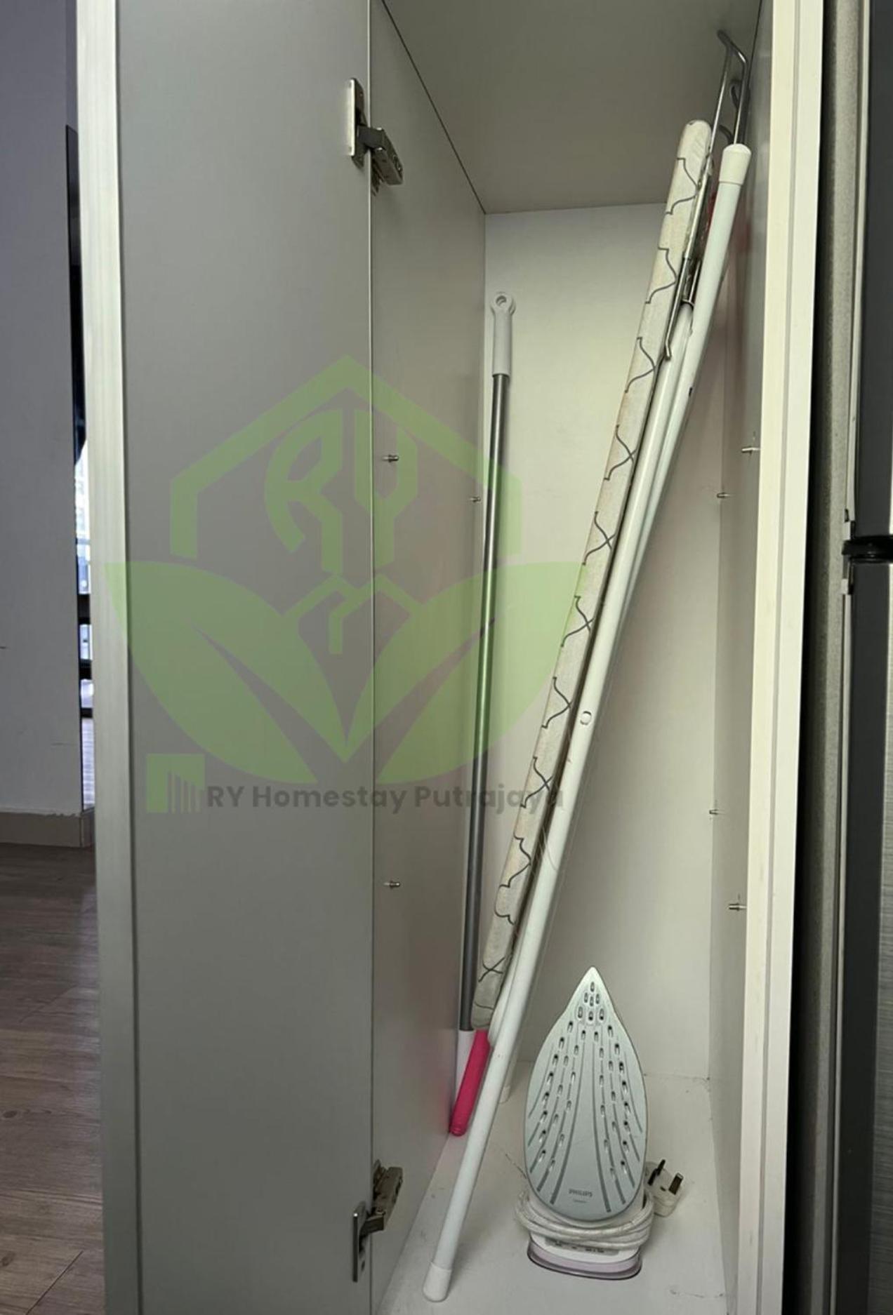 3r@7pax++ Spacious Space Putrajaya. Pangsapuri