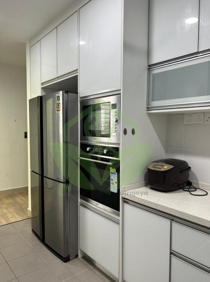 Pangsapuri 3r@7pax++ Spacious Space Putrajaya. Putrajaya
